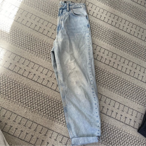 H&m Mom Loose Fit Ultra High Jeans Light Wash Sz 4 - Picture 7 of 7